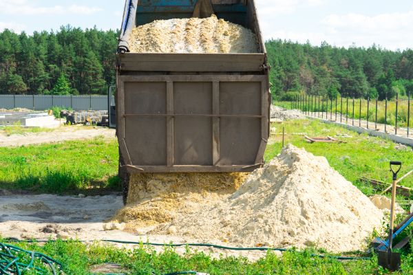 Bulk Sand Delivery in Leland