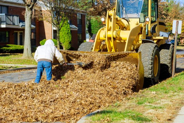 Mulch Hauling in Leland